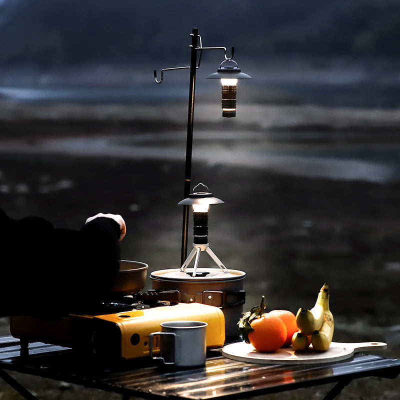 Lanterne de camping portable avec base magnétique, rechargeable accrochable